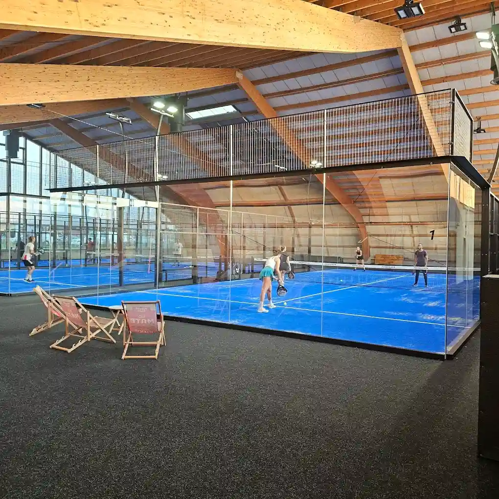 Padeleros Bulach in Switzerland